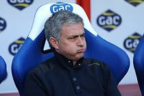 Kouč Chelsea José Mourinho si myslí, že jeho svěřenci po další prohře titul v Premier League nezískají.