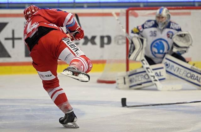 Plzeň - Třinec: Radek Meidl v akci