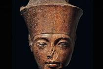 Busta krále Tutanchamona, faraona Horního a Dolního Egypta