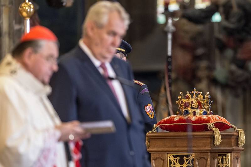 Slavnostní bohoslužba k 700. výročí narození císaře Karla IV. proběhla 14. května v katedrále sv. Víta v Praze. 