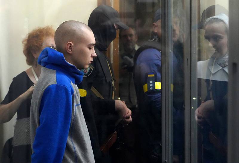 Ruský voják Vadim Šišimarin u soudu v ukrajinské metropoli Kyjevě