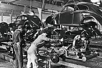 Zahájení výroby vozu VW Brouk