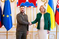 Ukrajinský prezident Volodymyr Zelenskyj nečekaně navštívil také Bratislavu. Setkal se se slovenskou prezidentkou Zuzanou Čaputovou