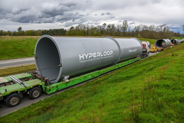 [Obrázek: hyperloop-961-01-05_denik-630.jpg]