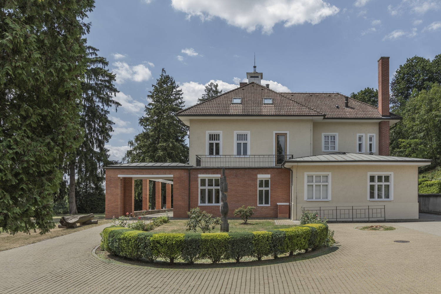 Slavné domy: Zlínská vila Tomáše Bati zažila vzestup i pád významného rodu  - Moravskoslezský deník
