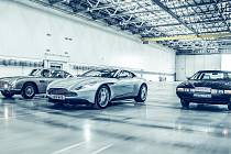 Aston Martin a uvítací párty v nové továrně ve Walesu.