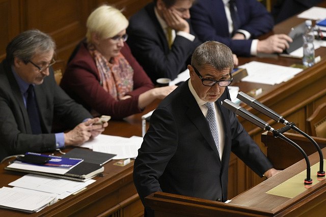 Premiér Andrej Babiš na schůzi Poslanecké sněmovny 19. prosince 2017 v Praze.