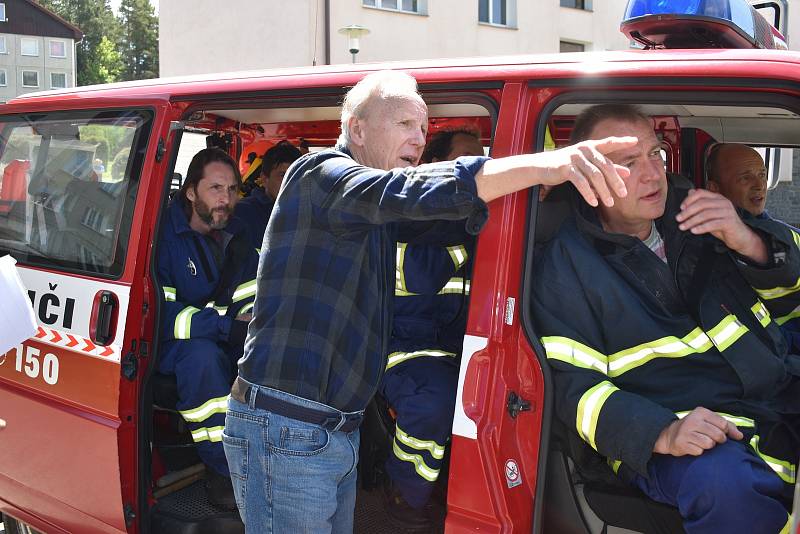 První klapka Policie Modrava na Šumavě, začalo natáčení čtvrté řady.