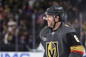 Nový držitel rekordu v počtu zápasů bez přerušení Phil Kessel z týmu Vegas.