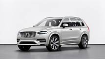 Moderniované Volvo XC90 (2020)