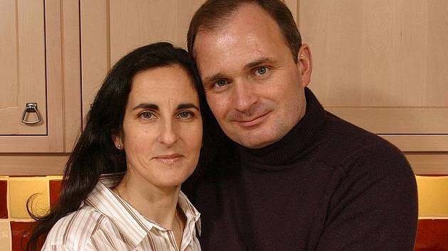 Charles Ingram s manželkou Dianou v roce 2006. Podle rozsudku Ingram v roce 2001 vyhrál v soutěži Chcete být milionářem? díky důmyslnému podvodu.