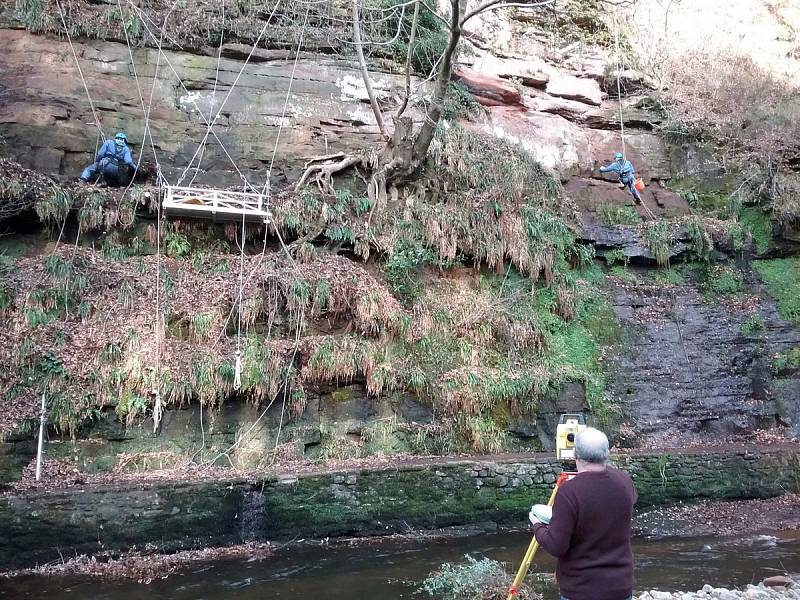 Britští archeologové pracují v lomu Gelt Woods