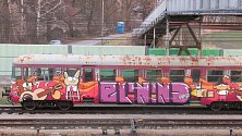 V Česku přibývá vandalských útoků na odstavené vlakové soupravy