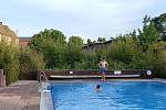 Plavecký bazén na místě zajateckého tábora v Torgau