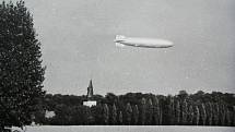 Vzducholoď LZ 129 Hindenburg prolétá nad Passendorfem