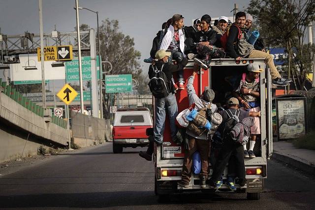 Karavana migrantů vyrazila z Mexico City dál na sever