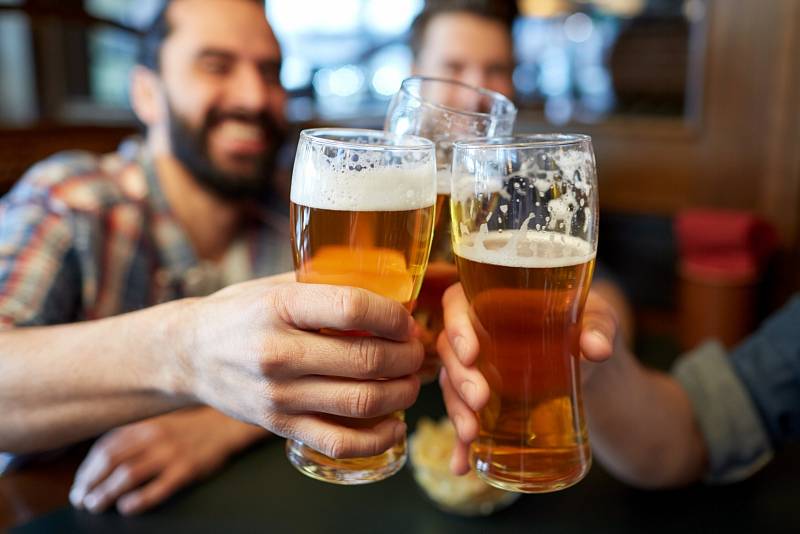 Pivo zdražilo kvůli vyšším nákladům na pracovníky v oboru i kvůli dražším obalům