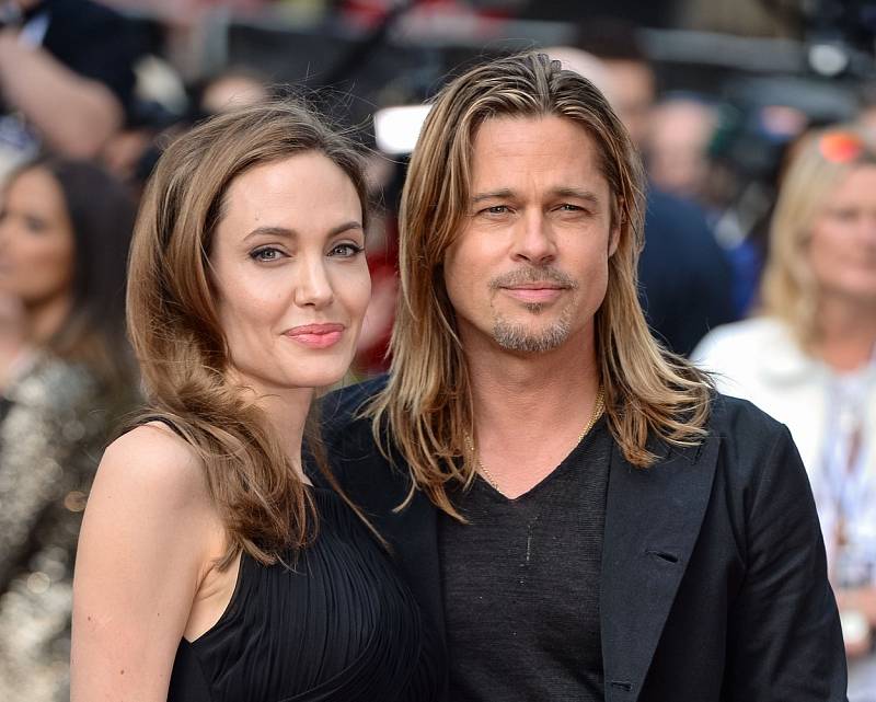 Láska s Angelinou Jolie je dávnou minulostí.