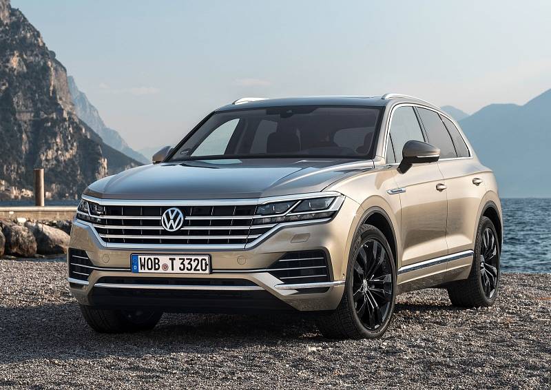 Třídě velkých SUV vládne Volkswagen Touareg