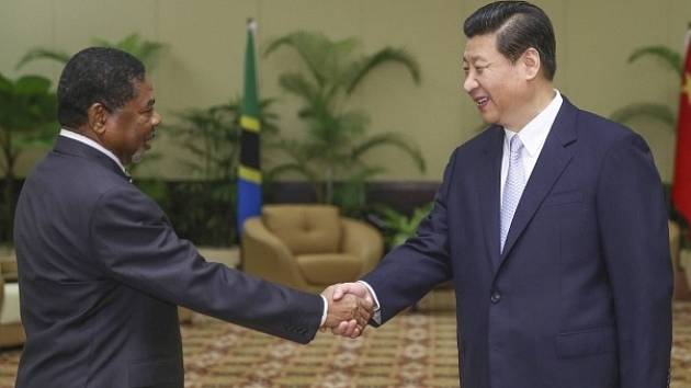 Prezident Zanzibaru Ali Mohamed Shein a čínský prezident Si Ťin-pching