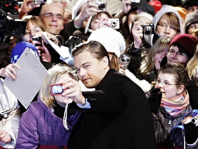 Americký herec Leonardo DiCaprio s fanoušky.
