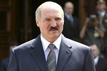 Alexandr Lukašenko se počtvrté ujal funkce běloruského prezidenta. Západ, který kritizoval kontroverzní prosincové volby, inauguraci bojkotoval.