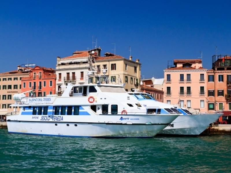 Lodní doprava v italských Benátkách