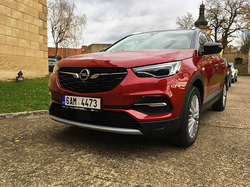 Opel Grandland X.