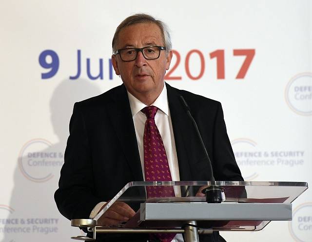 Předseda Evropské komise Jean-Claude Juncker vystoupil 9. června v Praze na konferenci Evropské unie o budoucnosti evropské bezpečnosti a obrany.