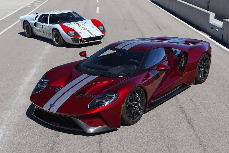 Ford GT.