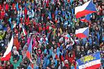 Na SP v biatlonu do Nového Města na Moravě zavítalo za tři dny rekordních 100.400 fanoušků.