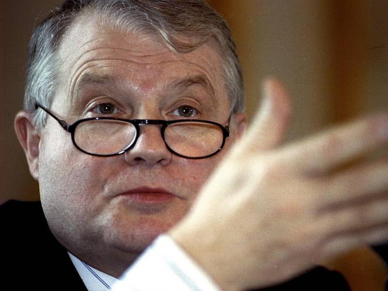 Francouzský specialista na AIDS profesor Luc Montagnier