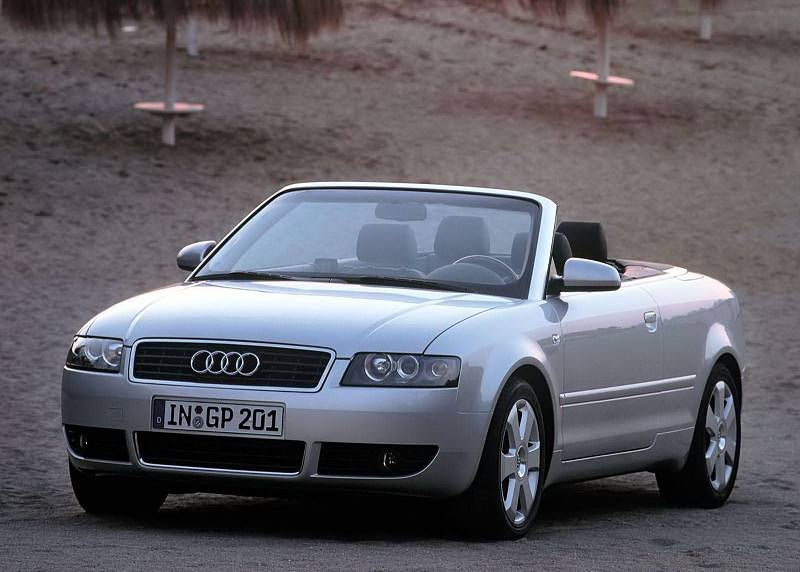 Audi A4 2.5 TDI (2003), najeto: 212 200 km. Cena: 89 000 Kč