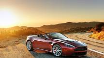 Aston Martin V12 Vantage S Roadster 2015