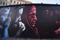 Výtvarník pocházející z Kazachstánu působící pod přezdívkou ChemiS vytvořil v centru Prahy graffiti k útokům v Paříži.