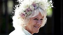 Británie zažila další královskou svatbu. Vnučka královny Zara Phillipsová si v Edinburghu ve Skotsku vzala anglického ragbistu Mikea Tindalla. 