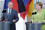 Německá kancléřka Angela Merkelová se sešla s ruským prezidentem Vladimírem Putinem.