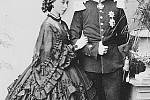 Britská princezna Alice se vdávala z lásky, vzala si pozdějšího hesenského velkovévodu Ludvíka IV. Pár měl sedm dětí, osudy čtyř z nich ale skončily tragicky. Po 14 letech manželství ochladlo, Alice a Ludvík se přesto vzájemně podporovali