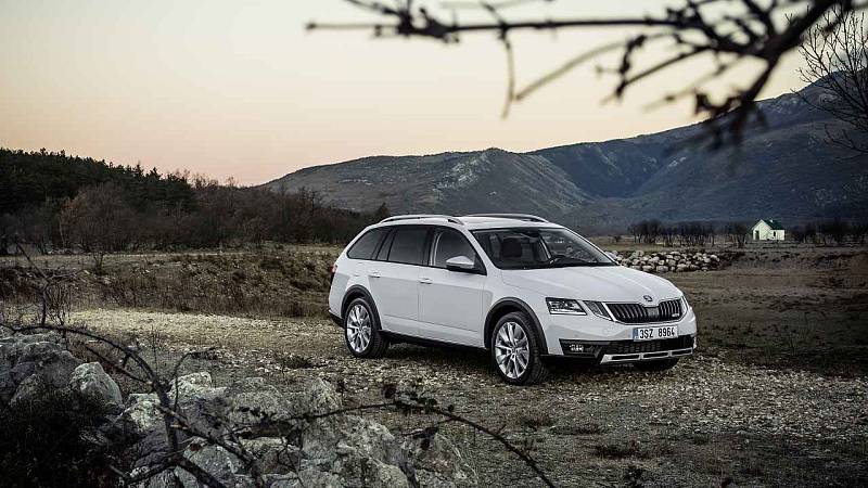 Škoda Octavia Scout.