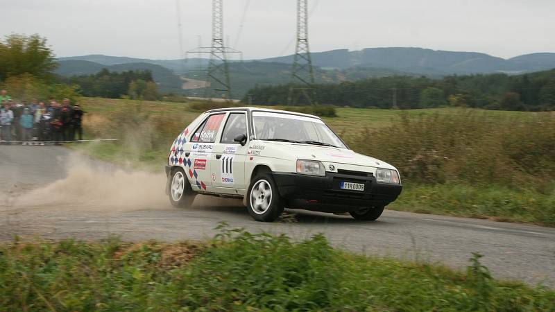 Záběr z rallye v Příbrami