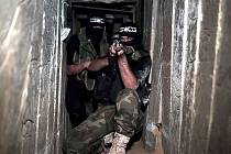 Ozbrojenci z palestinského hnutí Hamás vystavěli spletitou síť podzemních tunelů, které jim dávají výhodu v asymetrické válce
