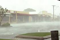 Sever Austrálie zasáhl cyklon Debbie. 
