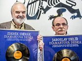 Zdeněk Svěrák a Jaroslav Uhlíř představili audioknižní komplet 8CD Povídky a Nové povídky a speciální set CD+DVD Operky, které vycházejí ke Svěrákovým osmdesátinám. 