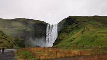 Vodopád Seljalandsfoss