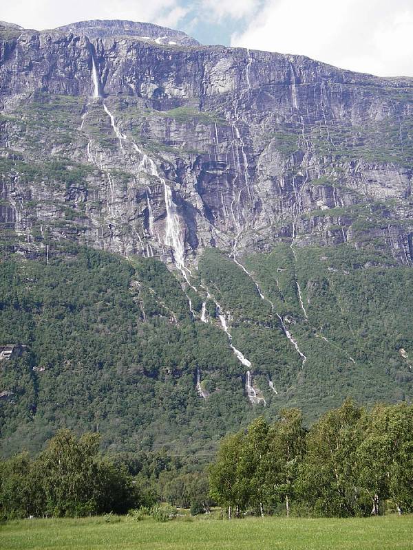 Norský vodopád Vinnufossen