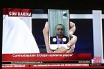 Erdogan se krátce po zahájení pokusu o převrat objevil na televizních obrazovkách tureckých domácností v živém vysílání stanice CNN Türk. Prostřednictvím aplikace FaceTime na svém mobilním telefonu zavolala hlava státu přímo do studia. 