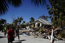 Počet obětí hurikánu Ian v USA vzrostl na nejméně 27.