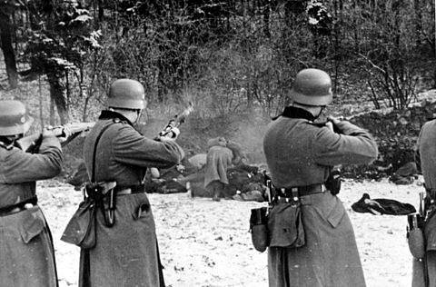 Masakr 56 Poláků v Bochni 18. prosince 1939