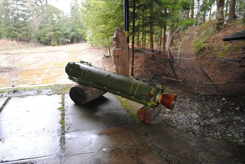 Bývalé sklady jaderné munice Javor-51 mají nového majitele. Stala se jím Nadace Železná opona založená Václavem Vítovcem. V jednom z bunkrů již osm provozuje Nadace Atom Muzeum. V plánu je jeho postupné rozšíření.