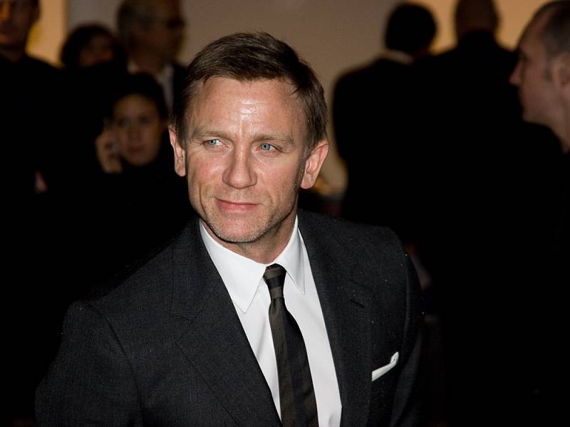 Daniel Craig.